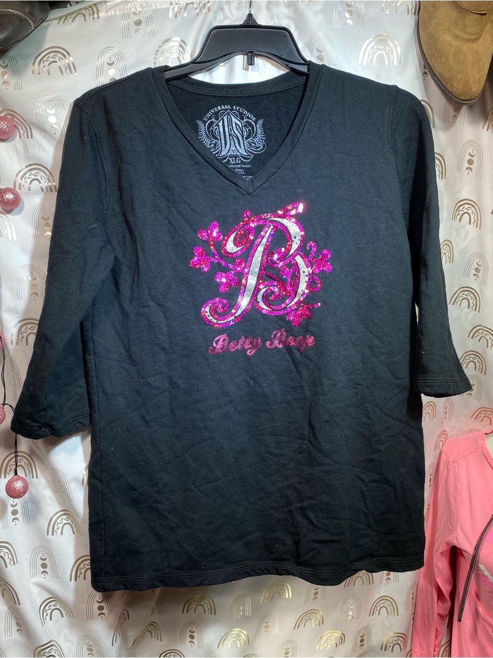 Universal Black Long Sleeve V-Neck Top with Hot Pink Sequin 'B'